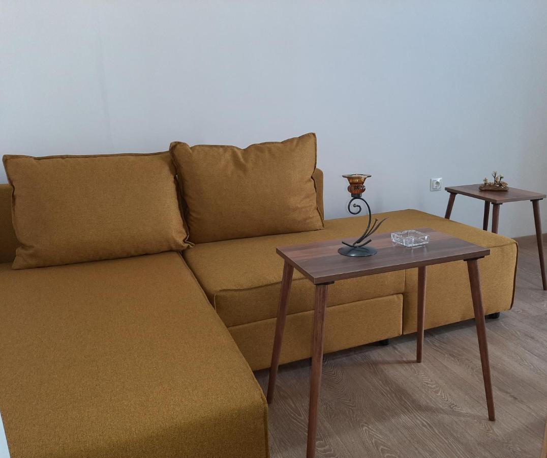 Granny'S Home Roussopoulio Luaran gambar